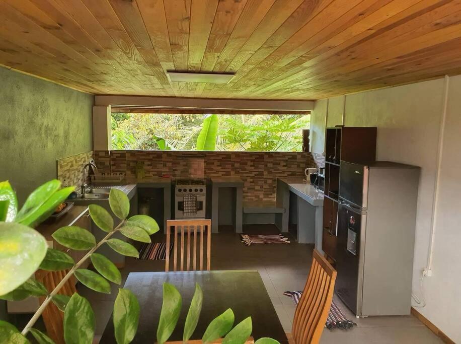 Ohana Location Ravissant Appart Spacieux Parking Gratuit A Uturoa Apartment Bagian luar foto
